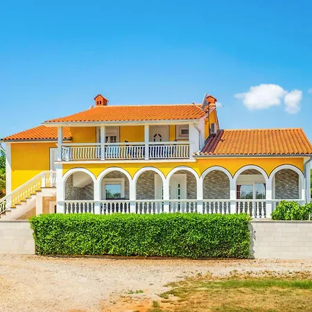 Beautiful In With Wifi *