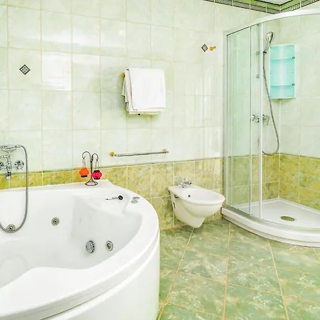 Beautiful In Labin With Wifi Apartment