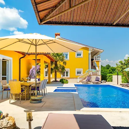 Apartment Beautiful In Labin With Wifi